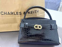 CHARLES&KEITH鳄鱼纹凯莉包手提斜挎婚包包女包生日礼物七夕礼物CK2-50270880-1 Black黑色 S 实拍图