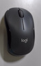 罗技（Logitech）M220 轻音鼠标 无线鼠标 办公鼠标 对称鼠标 带无线微型接收器 灰黑色 实拍图