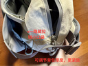 BAGSMART斜挎包大容量相机包男女休闲通勤便携单肩包胸包邮差包户外包送礼 灰色 中包 实拍图