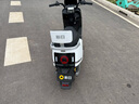 新日电动摩托车72V35Ah石墨烯电池160km长续航电摩1200W大电机智能电动车通勤代步外卖两轮电瓶车 曙光白-智能版 实拍图