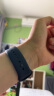 Apple/苹果 Watch SE 智能手表GPS款44毫米午夜色铝金属表壳午夜色运动型表带S/M MXF73CH/B 实拍图