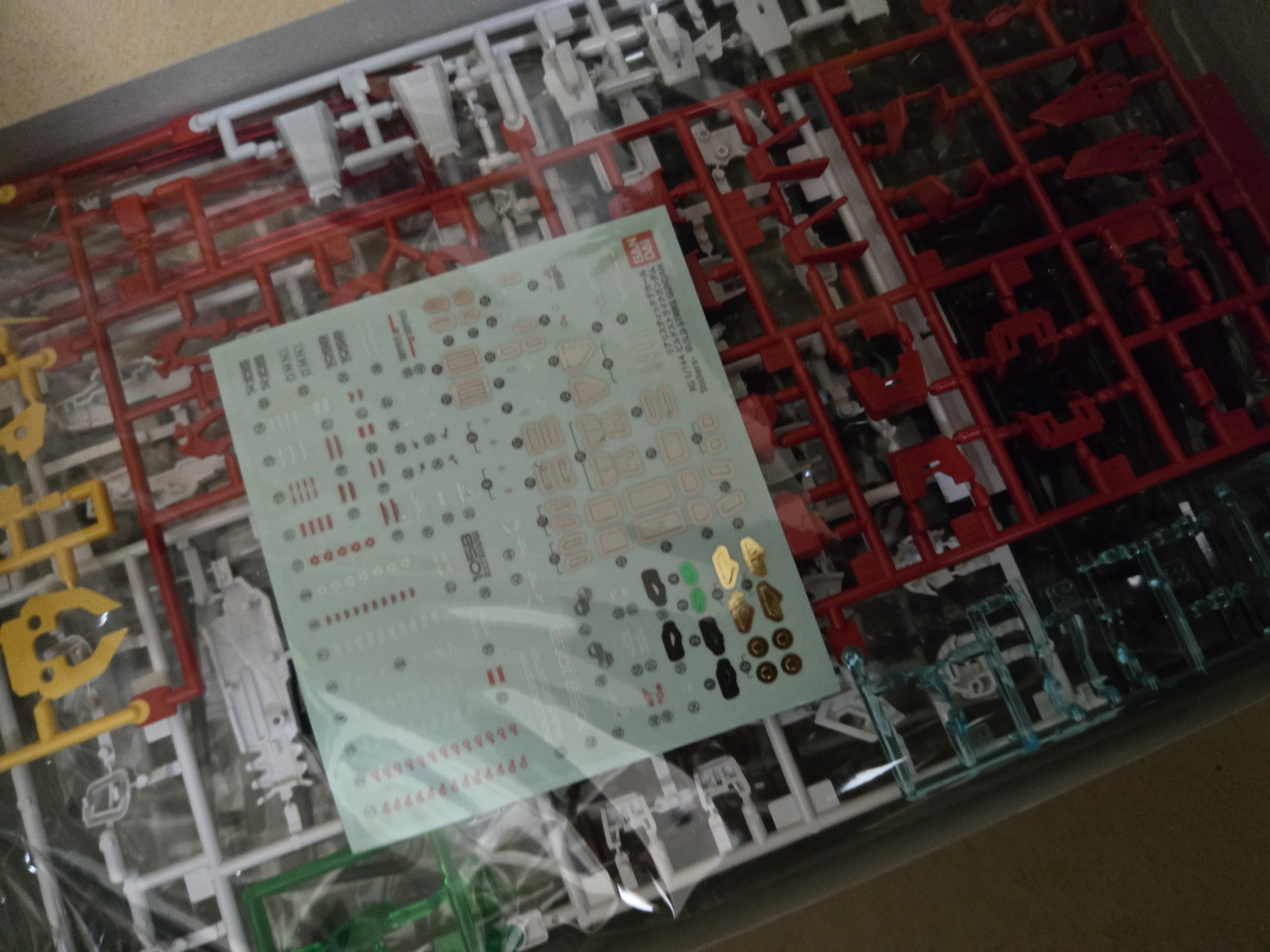 万代（BANDAI） MG 高达创战者 全装备创制强袭 拼装模型 实拍图