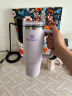 STANLEY巨无霸吸管杯水杯保温杯大容量办公车载不锈钢杯子887ML-香兰紫 实拍图