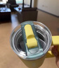 STANLEY巨无霸吸管杯水杯保温杯大容量办公车载不锈钢杯子887ML-柚黄 实拍图