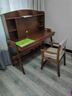 风叶青青北欧实木书桌椅套装可升降小学生学习桌写字桌卧室家用办公电脑桌 实木书桌+B款扶手椅（胡桃色） 140cm*60cm*75cm双抽屉 实拍图