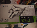影驰 GeForce RTX 5060 金属大师 白金版 OC DLSS 4 电竞游戏/设计剪辑/直播娱乐/AI本地部署电脑显卡 实拍图