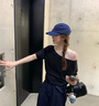 啄木鸟斜肩短袖t恤女2026新款夏季一字肩宽松休闲高级感上衣 黑色  L 实拍图