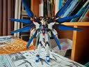 万代（BANDAI）HGCE201 1/144 强袭自由高达拼装模型 实拍图