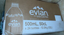 依云（evian）法国原装进口 矿泉水 330ml*24*2 集合装 实拍图