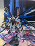 BANDAI万代模型 MG 1/100 自由高达 Ver.2.0/Gundam 实拍图