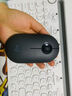 罗技（Logitech）时尚系列LOGITECH PEBBLE无线蓝牙鼠标办公静音鼠标鹅卵石双模鼠标Mac ipad鼠标 家用时尚小巧便携 小刘鸭-摸鱼粉 实拍图