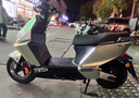 绿源【门店自提】全能旗舰S95 72V35A石墨烯电池智能长续航电动摩托车 成人高速代步电动车 到门店选颜色 实拍图