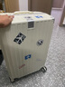 左汀行李箱铝框拉杆箱加厚结实抗压旅行箱登机箱大容量学生密码箱皮箱 烟白色 26英寸 ，适合5-7天中长途旅行 实拍图