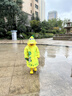 牧萌儿童雨衣男女童幼儿园小童小孩宝宝全身雨披 黄色萌趣恐龙 S 实拍图