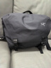 始祖鸟（ARC'TERYX）Granville 10L经典大容量 尼龙单肩邮差斜挎包 送男友元旦礼物 黑色（25年新款）X000009621 实拍图