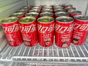 可口可乐（Coca-Cola）汽水 碳酸饮料 200ml*24罐  迷你摩登罐 新老包装随机发货 实拍图