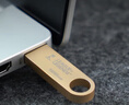 金士顿（Kingston）128GB USB 3.2 Gen 1 U盘 DTSE9G3 英雄联盟斯莫德限定联名款 金属外壳 读速220MB/s 实拍图