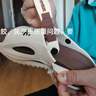 凉鞋男夏季外穿防滑踩屎感两用运动沙滩拖鞋男款休闲开车凉拖鞋男 米棕 43 实拍图