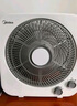 美的（Midea）电风扇家用客厅台扇大风力学生宿舍台式转页扇办公室桌面电扇便携 12吋 KYT30-21MA 实拍图