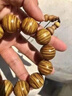 纪梵蒂 GEFIODEY金丝楠木手串波纹佛珠老绿料小叶桢楠乌木文玩手链手把件护身符 1.5珠径【收藏级金丝水波纹】 实拍图
