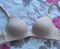 维多利亚的秘密 PINK 心动杯 粉红外扩文胸小胸显大欧若风舒适无痕聚拢内衣 34H1裸色 11244766 XS (65C/70A/70B) 实拍图