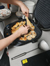 美的（Midea）电饼铛 家用双面加热煎烤机烙饼电煎饼锅34大尺寸加深烤盘上下盘可拆洗早餐机烤肉电饼档JKE3478 实拍图