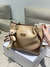 纪诗哲包包女包轻奢侈2025年新款女士单肩斜挎托特包送老婆女友生日礼物 卡其色【2025年百搭时尚款】 【品牌礼盒装】 实拍图