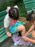 斯威（SWAY）轮滑鞋儿童溜冰鞋男女童初学套装中小学滑轮滑冰旱冰鞋成人直排轮 莫紫八轮全闪+头盔护具+一体支架 M (适合6-12岁)平时鞋码31-36 实拍图