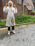 牧萌儿童雨衣男童女童全身防水雨披幼儿园宝宝小学生斗篷式可爱雨具 黄色【小黄鸭雨衣】 2XL（建议135-155cm） 实拍图