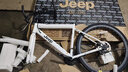 Jeep吉普公路自行车碟刹变速自行车男女学生公路车竞技代步车-RS730 RS730-公路把-皎月白-铝合金 L码（适合身高175-190cm） 24速-休闲运动(基础款) 实拍图