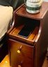 乐造（LEZAO）极窄床头柜实木卧室窄边柜20cm家用卧室迷你小型床边柜床头夹缝柜 胡桃色宽30CM【进口全实木】 实拍图