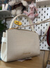 CHARLES&KEITH鳄鱼纹凯莉包手提斜挎婚包包女包生日礼物CK2-50270880-1 Ivory象牙色 S 实拍图