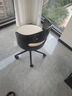 原感实木靠背小巧电脑椅家用办公椅升降转椅小型卧室化妆书房椅学习椅 黑橡色靠背米色纳帕皮（滑轮款） 实拍图