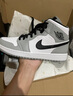 耐克NIKE篮球鞋男AJ 1乔丹AIR JORDAN 1中帮运动鞋554724-092浅烟灰44 实拍图