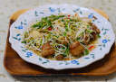 小熊（Bear）豆芽机 豆芽发芽神器 全自动家用豆芽机发豆芽 生豆芽神器家用自动洒水双层DYJ-S6365 实拍图