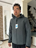 京东京造春秋穿山甲300冲锋衣男女单冲户外防水夹克硬壳外套 冷松绿s 实拍图