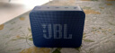 JBL GO ESSENTIAL 2 音乐青春版二代 蓝牙音箱 户外便携防水 家用迷你低音炮 电脑桌面小音响 蓝色  实拍图
