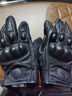 摩多狼摩托车手套真皮防风防摔舒适越野机车骑行骑士装备 黑/全指短款[柔软真羊皮]网眼透气 M[双指触屏灵敏] 实拍图