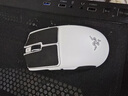 雷蛇（Razer）毒蝰v3pro专业版 轻量化无线游戏鼠标 人体工程学设计宏电竞鼠标  lol吃鸡CSGO瓦罗兰特鼠标 白色（轻约55克 自带8KHZ接收器） 实拍图