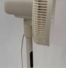 美的（Midea）【劲风酷爽】七叶轻音柔风电风扇家用遥控落地扇台式桌面小型风扇大风力节能立式摇头电扇 SAH30BK 实拍图