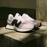 NEW BALANCE NB327官方秋冬休闲鞋男鞋女鞋情侣舒适增高鞋百搭潮流厚底运动鞋 米灰色/白色 MS327FE 40 (脚长25cm) 实拍图