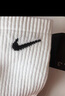 耐克（NIKE）男袜女袜 25新款训练透气短袜快干柔软休闲跑步健身运动nike袜子 热推/简约经典白色/三双装 XL/28-30厘米/46-50码 实拍图