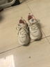 安踏女鞋运动鞋秋冬新款皮网面防泼水跑步鞋轻便防滑休闲鞋妈妈鞋子女 【热销皮面防泼水】白/蟹青/粉-4 36.5 实拍图