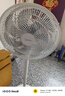 美的（Midea）【品质推荐】七叶轻音柔风电风扇/家用省电落地扇/台式电扇/广角摇头节能宿舍小型风扇 SAE35CA 实拍图