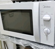 美的（Midea）快捷微波炉 家用小型 360°转盘加热 旋钮操控 易洁内胆（M1-L213B） 实拍图