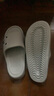 凉拖鞋男士夏季新款室内家居防滑浴室洗澡踩屎感厚底情侣一字拖鞋 灰色 40-41 实拍图