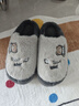 安尚芬男士棉拖鞋男款秋冬季2024新款室内家居厚底防滑毛毛绒保暖拖鞋女 深灰色【可爱小熊】 42-43 实拍图