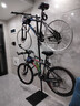 微骑自行车挂架免打孔稳定承重易安装顶天立地墙壁架展示架挂钩立式 微骑双挂停车架承重40kg放两辆车 实拍图