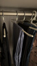 懒角落鹅型裤架多功能裤子衣架防滑无痕收纳魔术裤夹子裤夹挂衣架裤挂 短颈正向-米白 短衣推荐 20个装 实拍图