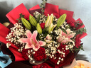 植伴康乃馨百合鲜花生日祝福探望病人母亲节鲜花速递送妈妈全国同城店 C款-11朵康玫瑰加2只百合 实拍图